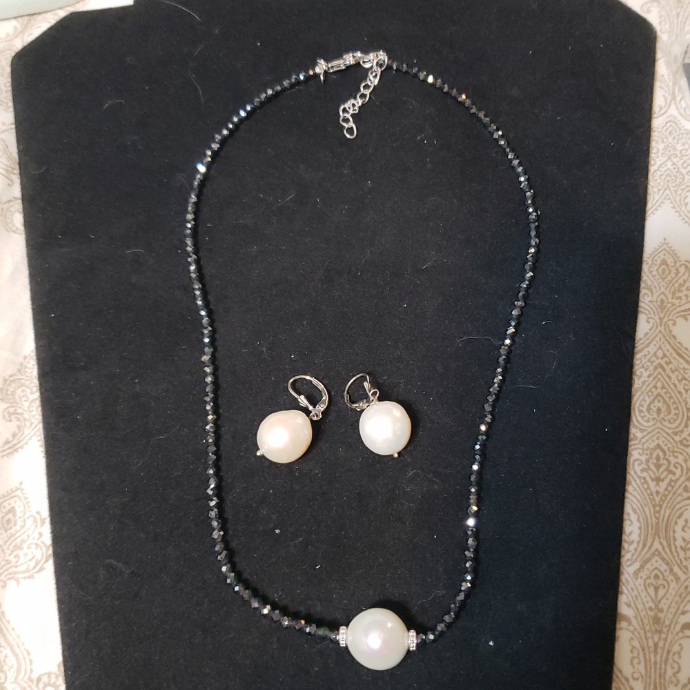 Judith Ripka Pearl Necklace & Earring Set